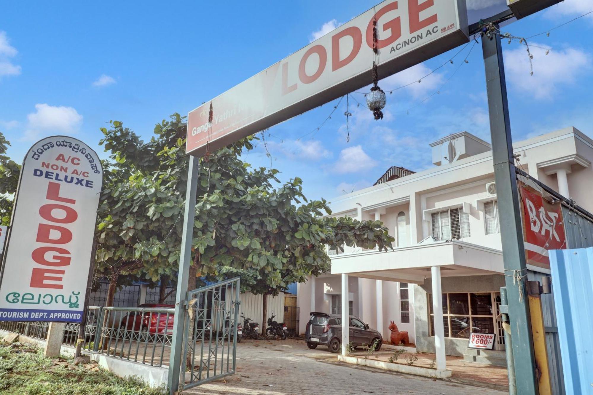 Hotel Spot On Ganga Yatri Nivas à Gundlupet Extérieur photo